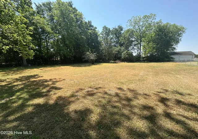 Homes for sale in Mc Coll, SC | 302 N Marlboro St, Mc Coll, SC 29570 | MLS# 100575108