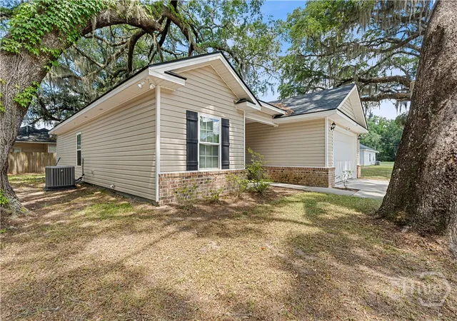 4th image of 37 Douglas Rd, Allenhurst, GA 31301 | MLS# SA358338