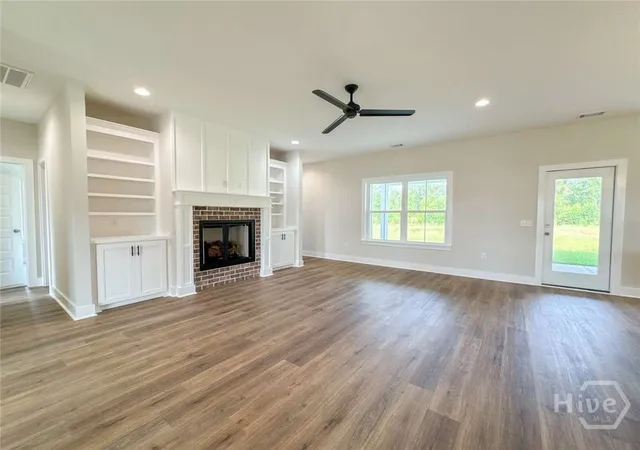 Photo 4 of Single family home for sale at 648 Stone Ct, Midway, GA 31313 | MLS# SA349998 | Listing updated on 2026-07-27