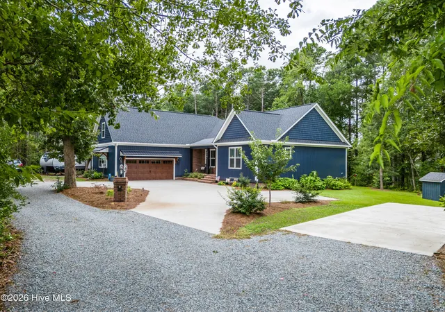Photo 3 of Single family home for sale at 218 Long Leaf Dr, Hampstead, NC 28443 | MLS# 100589704 | Listing updated on 2026-08-18
