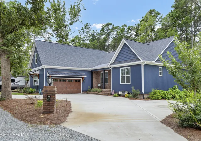 Photo 4 of Single family home for sale at 218 Long Leaf Dr, Hampstead, NC 28443 | MLS# 100589704 | Listing updated on 2026-08-18