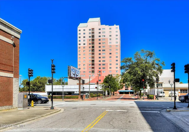 3rd image of 1 7Th St #1404, Augusta, GA 30901 | MLS# 100599547