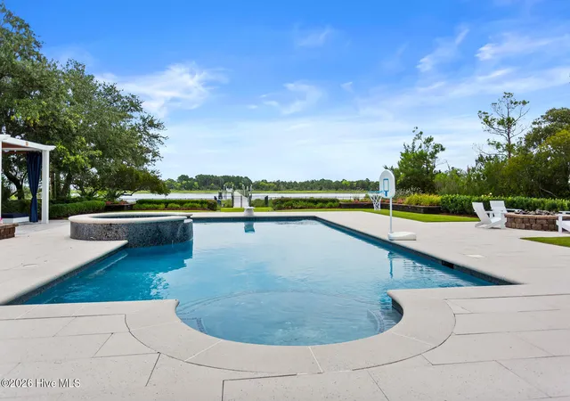 Photo 3 of Single family home for sale at 5329 Holt Rd, Wilmington, NC 28409 | MLS# 100597113 | Listing updated on 2026-09-28