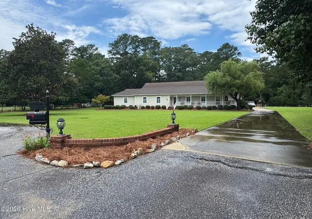 3rd image of 54 Cypress Ct, Whiteville, NC 28472 | MLS# 100593909