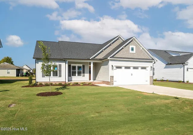 Photo 2 of Single family home for sale at 103 Sunny Acres Ln, Clinton, NC 28328 | MLS# 100529996 | Listing updated on 2026-08-18