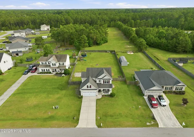 Homes for sale in Hubert, NC | 106 Gillcrest Ln, Hubert, NC 28539 | MLS# 100580878
