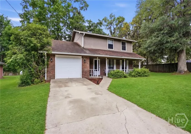 Photo 2 of Single family home for sale at 932 Primrose Ln, Hinesville, GA 31313 | MLS# SA355933 | Listing updated on 2026-09-14