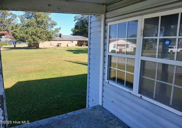 4th image of 409 Plum St, New Bern, NC 28560 | MLS# 100537777