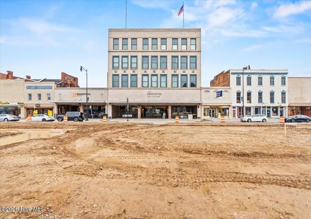 2nd image of 936 Broad St #214, Augusta, GA 30901 | MLS# 100580788