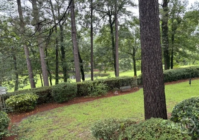 Photo 3 of Single family home for sale at 5 Hickory Grv Way, Savannah, GA 31405 | MLS# SA358825 | Listing updated on 2026-09-14