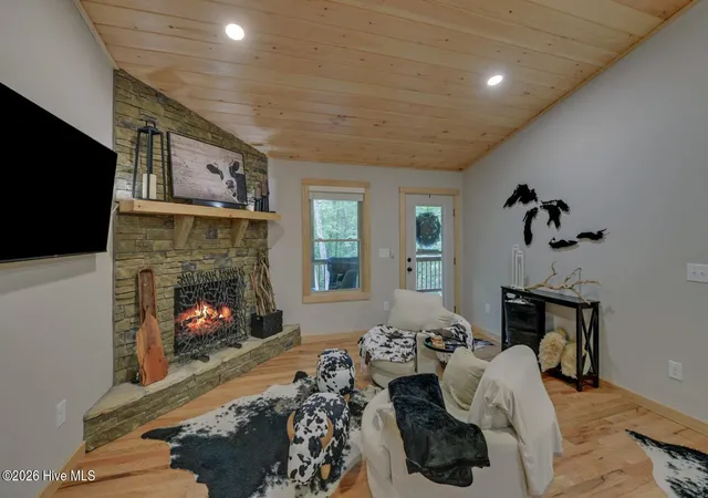Photo 3 of Single family home for sale at 95 Deer Valley Ln, Murphy, NC 28906 | MLS# 100589152 | Listing updated on 2026-08-18