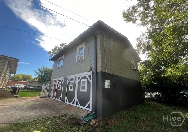 Photo 3 of Single family home for sale at 597 Dearing St, Athens, GA 30606 | MLS# CL353291 | Listing updated on 2026-07-07