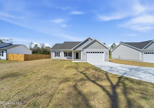 Photo 1 of Single family home for sale at 1992 Catherine Lake Rd, Richlands, NC 28574 | MLS# 100562005 | Listing updated on 2026-08-19