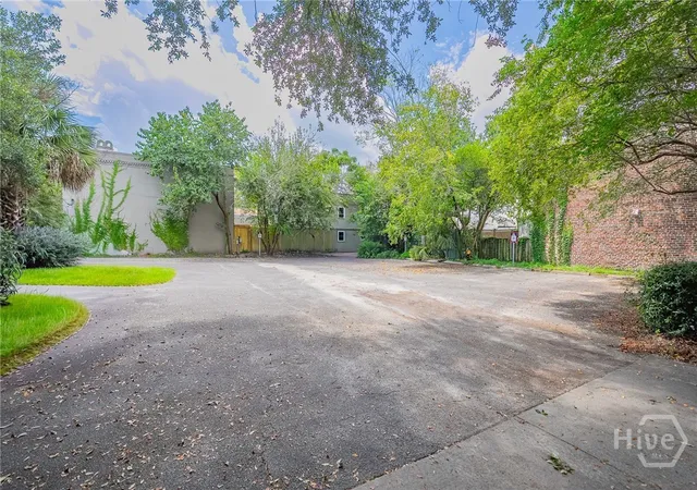 Homes for sale in Savannah, GA | 205 W Gaston St, Savannah, GA 31401 | MLS# SA337308