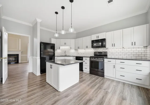 Photo 4 of Single family home for sale at 4001 Walkers Ct, Winterville, NC 28590 | MLS# 100579476 | Listing updated on 2026-08-23