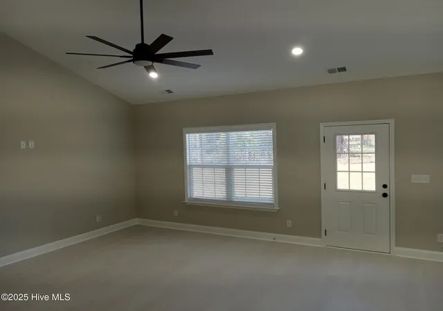 5th image of 525 Vineland Dr, Whiteville, NC 28472 | MLS# 100596534
