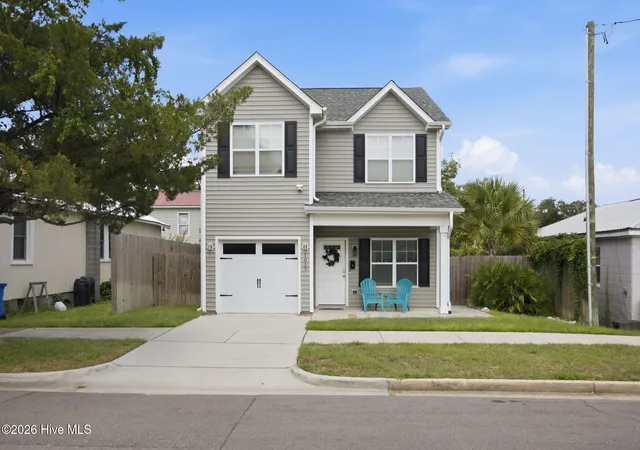 Photo 1 of Single family home for sale at 1015 Campbell St, Wilmington, NC 28401 | MLS# 100576558 | Listing updated on 2026-09-14