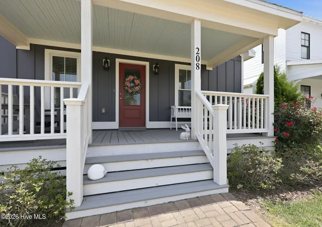 Photo 2 of Single family home for sale at 208 Ward Rd, Swansboro, NC 28584 | MLS# 100581616 | Listing updated on 2026-09-06
