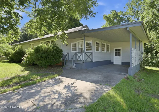 Homes for sale in Jacksonville, NC | 1002 River St, Jacksonville, NC 28540 | MLS# 100584273