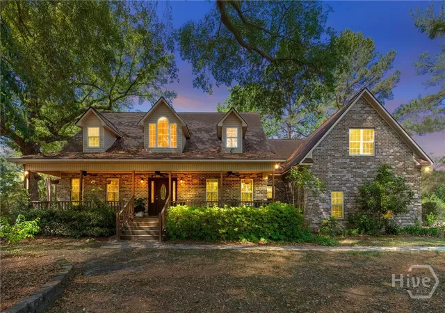 Photo 1 of Single family home for sale at 203 Old Rail Rd, Bloomingdale, GA 31302 | MLS# SA353708 | Listing updated on 2026-07-26