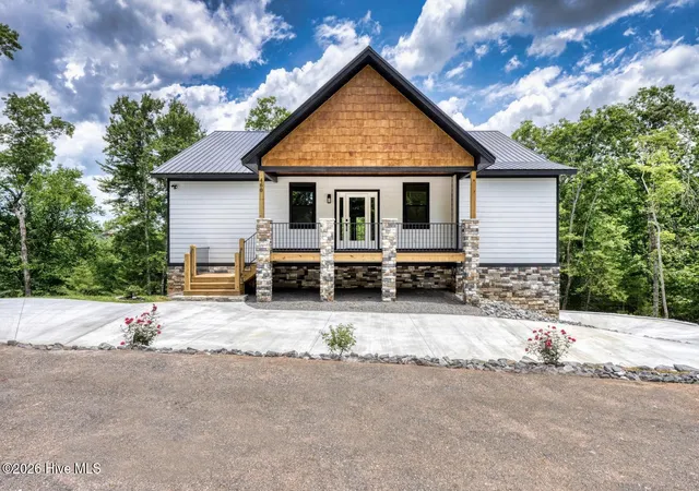 Photo 5 of Single family home for sale at 460 River Mountain Rd, Murphy, NC 28906 | MLS# 100579548 | Listing updated on 2026-08-28