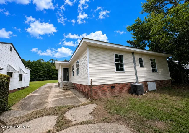 Photo 4 of Single family home for sale at 1512 Heard Ave, Augusta, GA 30904 | MLS# 100589950 | Listing updated on 2026-09-02