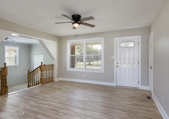 Photo 4 of Single family home for sale at 1002 Able St, Elizabethtown, NC 28337 | MLS# 100563973 | Listing updated on 2026-08-18