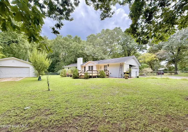 Photo 4 of Single family home for sale at 2778 Forrest Dr, Kinston, NC 28504 | MLS# 100596039 | Listing updated on 2026-10-08
