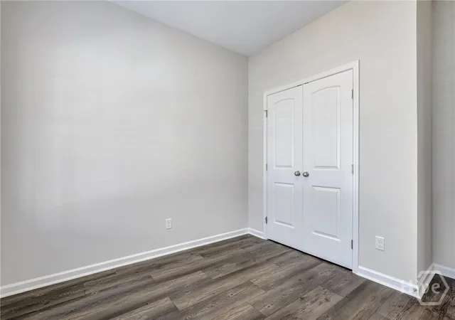 Photo 2 of Single family home for sale at 126 Chilburn Cir, Savannah, GA 31302 | MLS# SA363538 | Listing updated on 2026-08-28