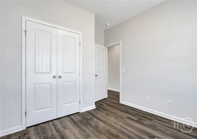 Photo 3 of Single family home for sale at 126 Chilburn Cir, Savannah, GA 31302 | MLS# SA363538 | Listing updated on 2026-08-28