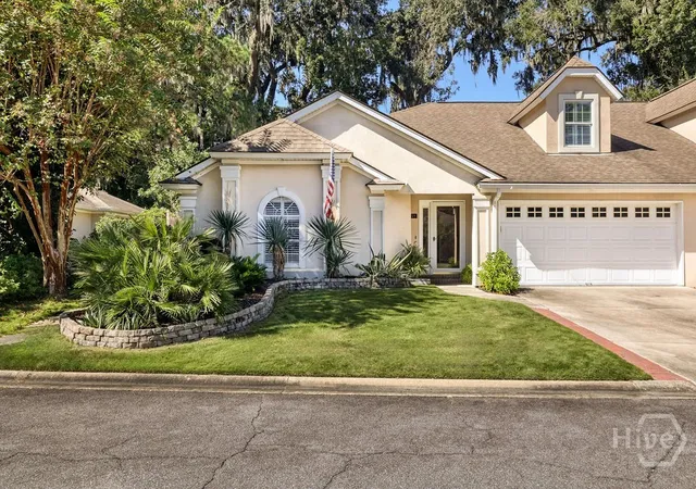 Photo 2 of Townhouse for sale at 21 Pipers Pond Ln, Savannah, GA 31404 | MLS# SA341932 | Listing updated on 2026-07-31