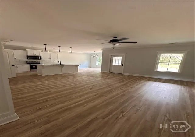 3rd image of 116 Mangrove Ct, Jesup, GA 31546 | MLS# SA360104