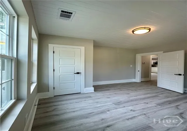 6th image of 816 W 52nd St, Savannah, GA 31405 | MLS# SA357677