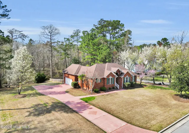 Homes for sale in New Bern, NC | 128 Walden Rd, New Bern, NC 28562 | MLS# 100563754