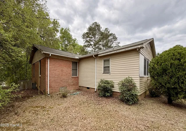 Photo 4 of Single family home for sale at 204 Easterling St, Ellerbe, NC 28338 | MLS# 100568619 | Listing updated on 2026-10-06