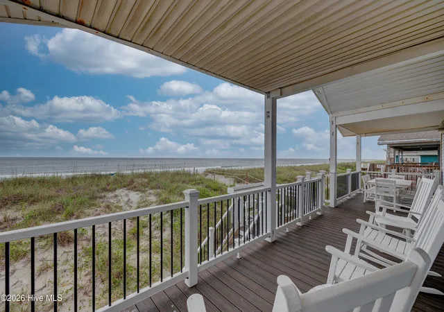 Photo 3 of Single family home for sale at 515 W Beach Dr, Oak Island, NC 28465 | MLS# 100553749 | Listing updated on 2026-09-04