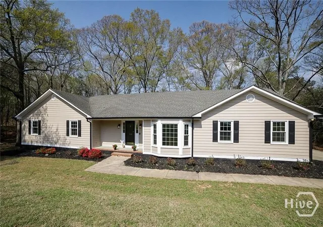 Photo 2 of Single family home for sale at 160 Kirkwood Dr, Athens, GA 30606 | MLS# CL360269 | Listing updated on 2026-10-10