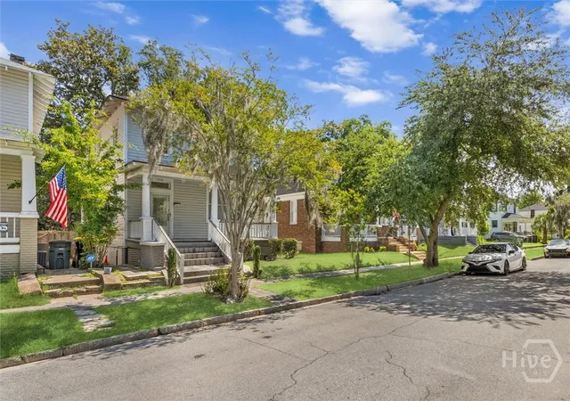 Photo 2 of Single family home for sale at 1214 E 31st Street, Savannah, GA 31404 | MLS# SA357204 | Listing updated on 2026-07-07