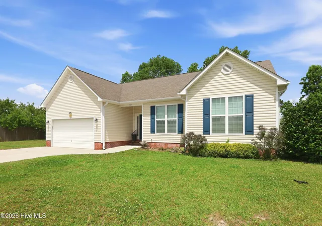 Photo 2 of Single family home for sale at 203 Grafton Ct, Jacksonville, NC 28540 | MLS# 100576304 | Listing updated on 2026-08-18