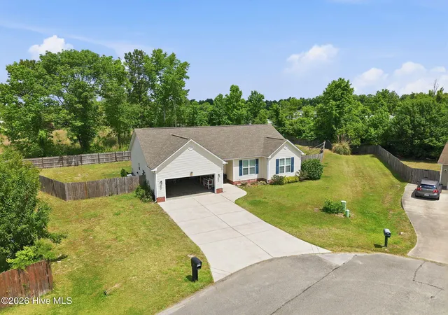 Photo 3 of Single family home for sale at 203 Grafton Ct, Jacksonville, NC 28540 | MLS# 100576304 | Listing updated on 2026-08-18