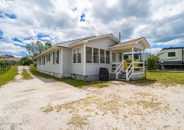 4th image of 1096 Salter Path Rd, Atlantic Beach, NC 28512 | MLS# 100566323