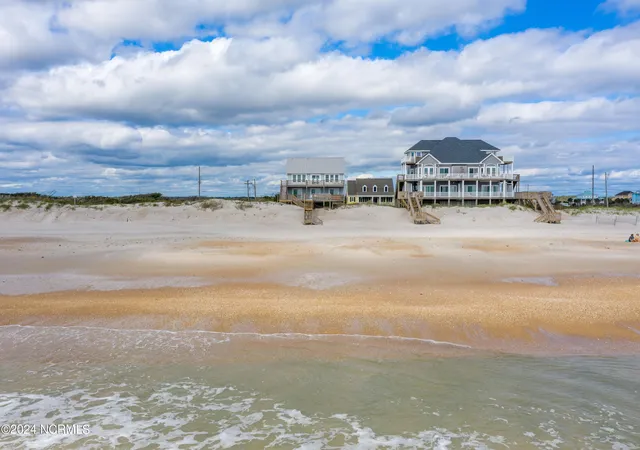 5th image of 388 New River Inlet Rd, N Topsail Beach, NC 28460 | MLS# 100569490