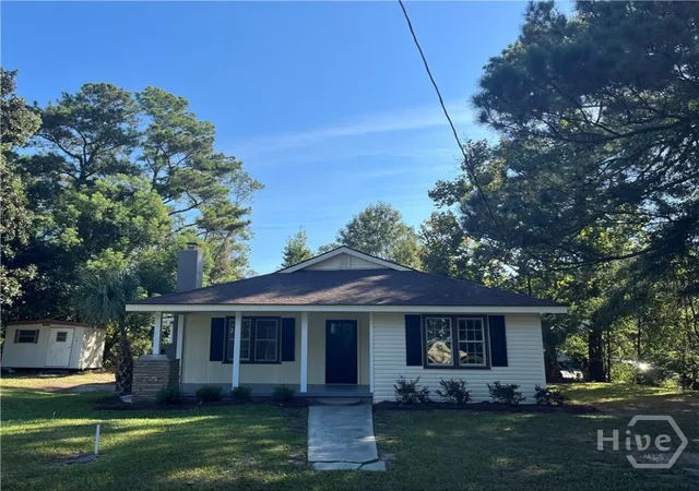 1st image of 2610 Dogwood Ave, Savannah, GA 31404 | MLS# SA340452