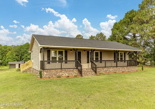 Homes for sale in Mount Olive, NC | 358 White Flash Rd, Mount Olive, NC 28365 | MLS# 100581504