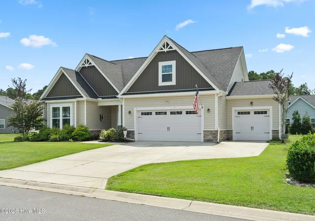 Photo 2 of Single family home for sale at 707 E Chatman Dr Nw, Calabash, NC 28467 | MLS# 100596880 | Listing updated on 2026-09-09