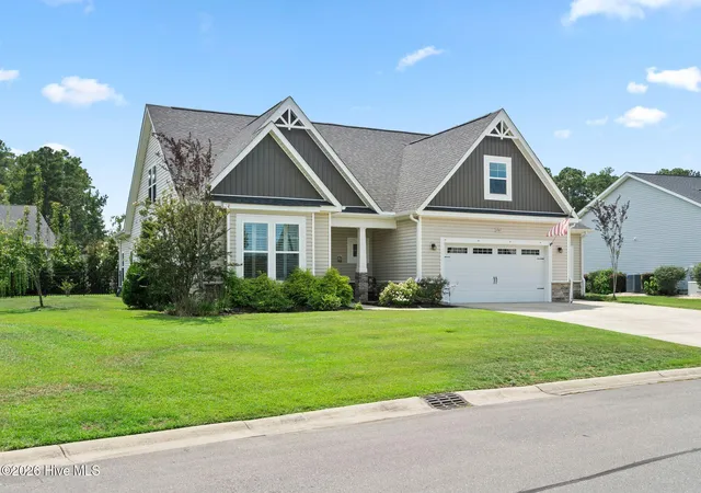 Photo 3 of Single family home for sale at 707 E Chatman Dr Nw, Calabash, NC 28467 | MLS# 100596880 | Listing updated on 2026-09-09