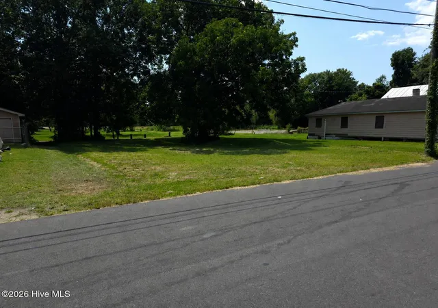Photo 3 of Land for sale at 1221 Main St, New Bern, NC 28560 | MLS# 100596241 | Listing updated on 2026-08-18