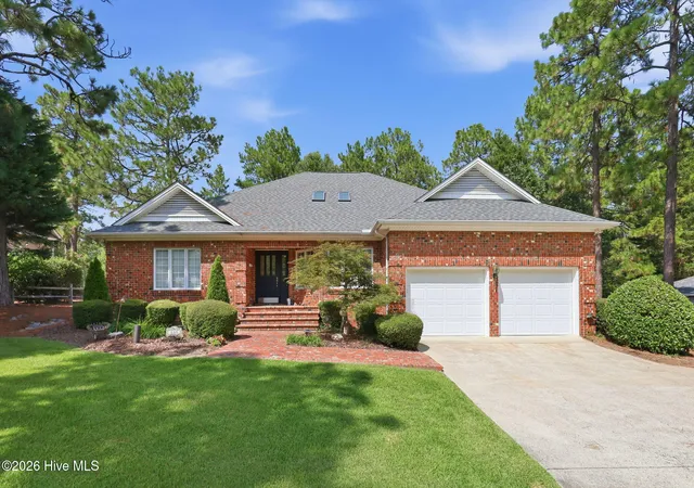 Photo 1 of Single family home for sale at 885 Monticello Dr, Pinehurst, NC 28374 | MLS# 100599716 | Listing updated on 2026-09-01