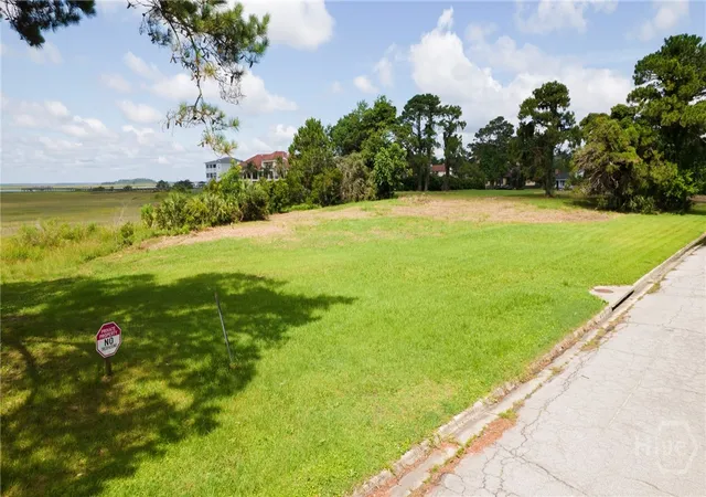 2nd image of 125 Melinda Cir, Savannah, GA 31406 | MLS# SA332517