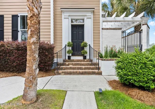 Photo 3 of Single family home for sale at 1802 Barkley Ave, Wilmington, NC 28403 | MLS# 100572777 | Listing updated on 2026-09-20